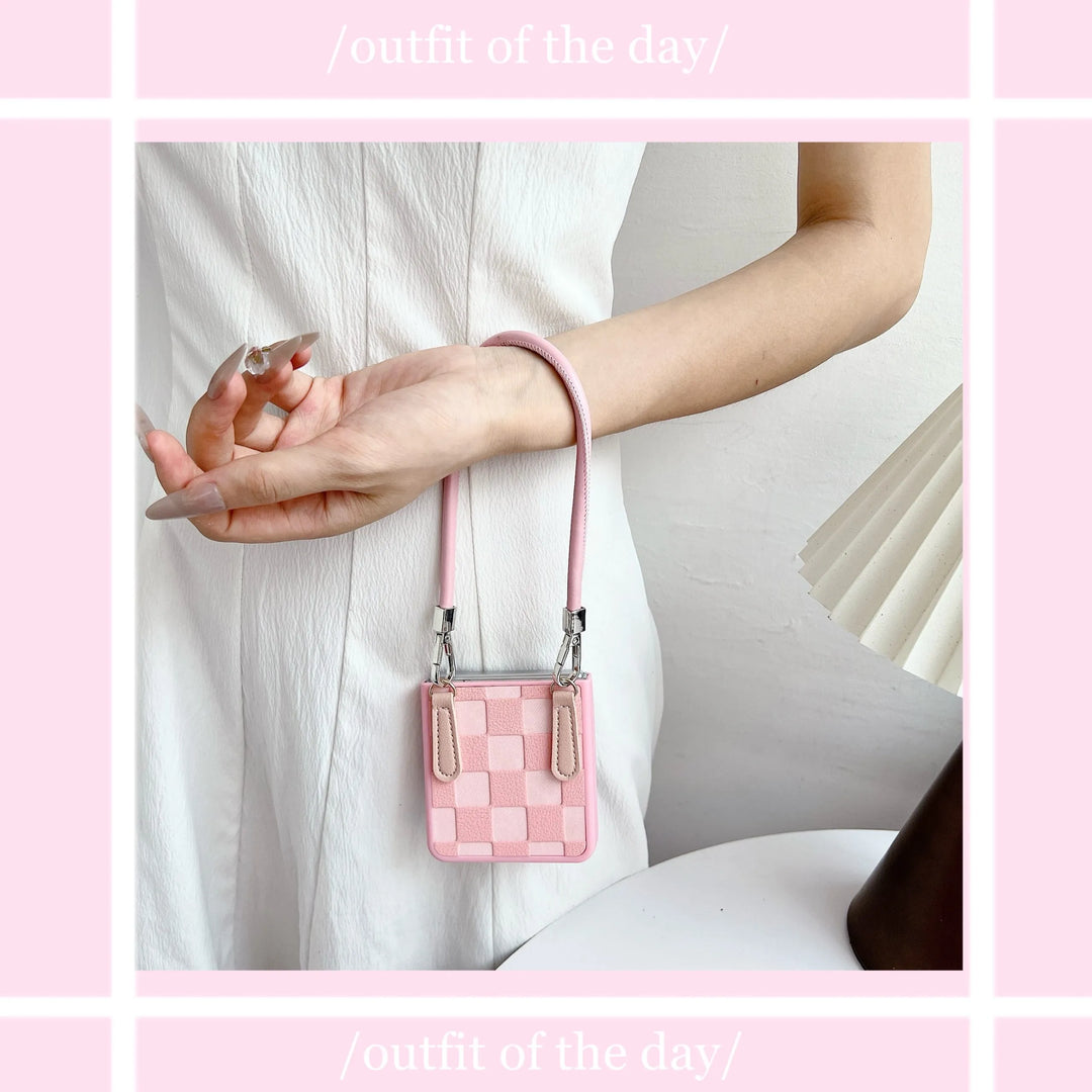 💕 ChicCheck™ – Z Flip Series