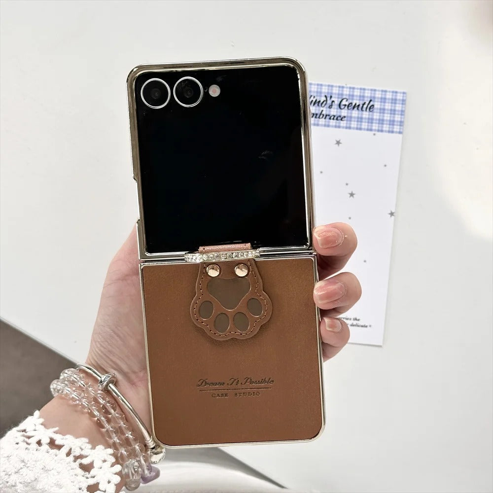 🤎 PawCharm™ – Z Flip Series
